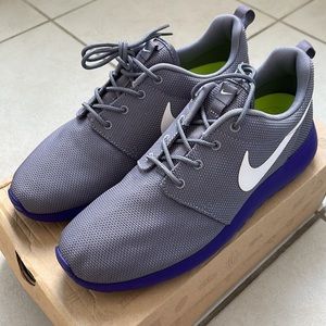 DS Nike Roshe Run Men’s US8 511881-015